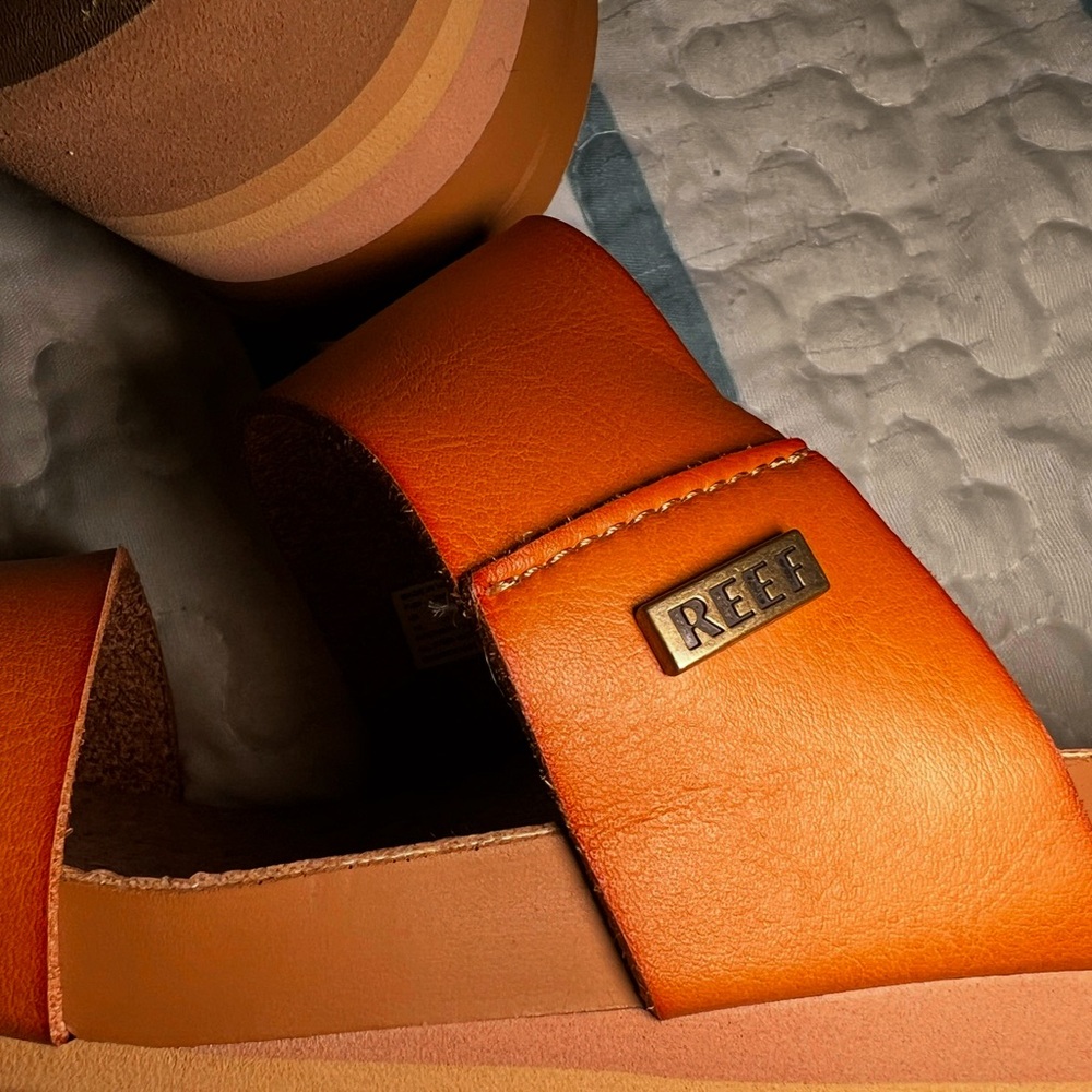 Reef Tan Cork Platform Slide Sandals - Picture 7 of 8
